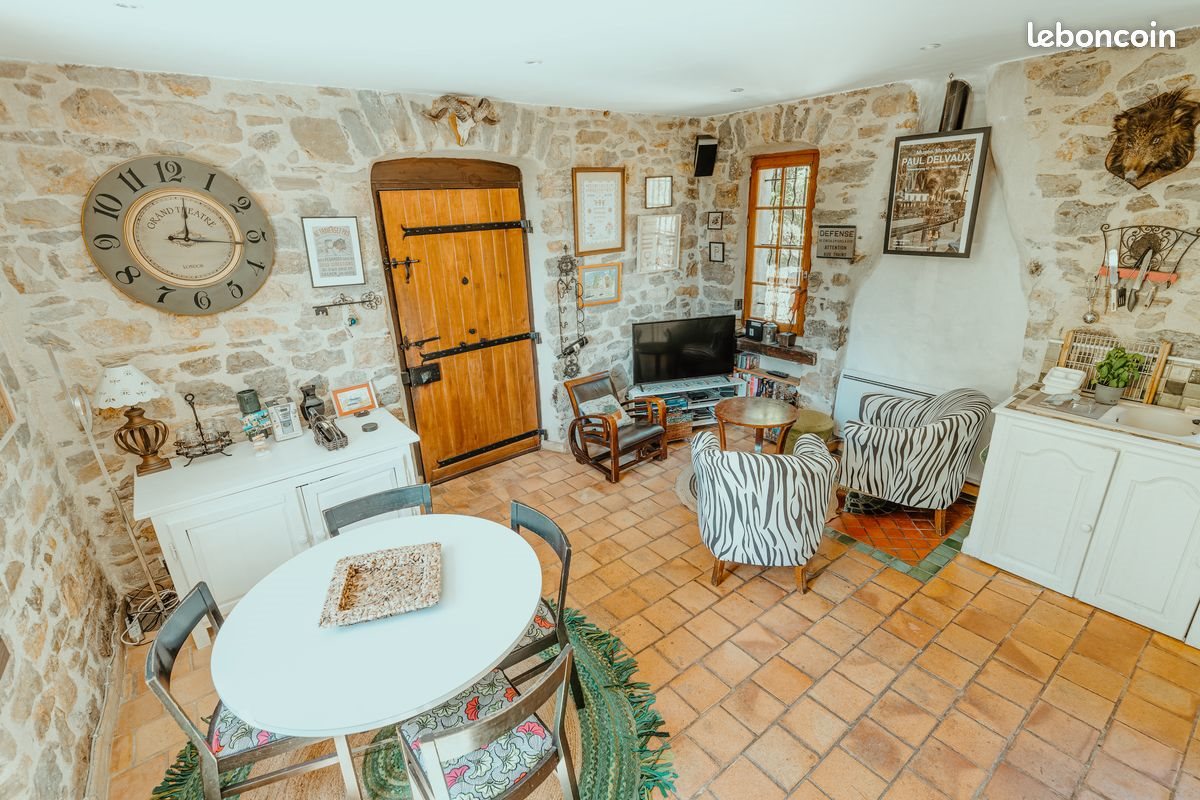 Maison à louer, 90m², Lorgues
