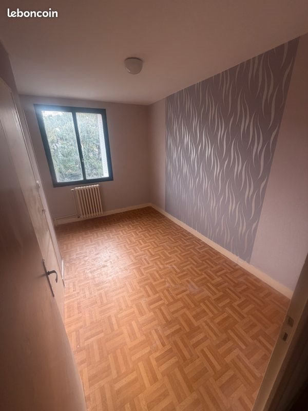 Maison à louer, 233m², Autun