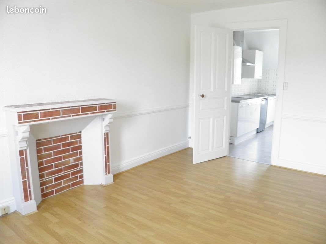 Appartement à louer, 25m², Aurillac