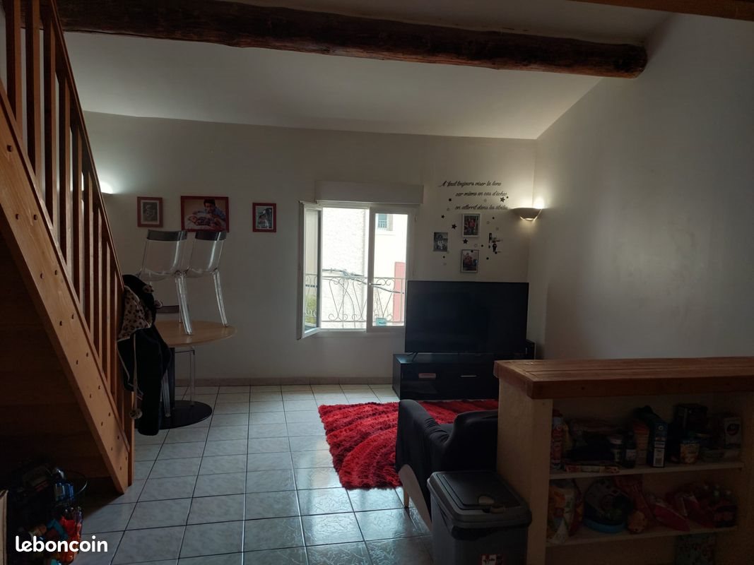 Appartement à louer, 57m², Monteux