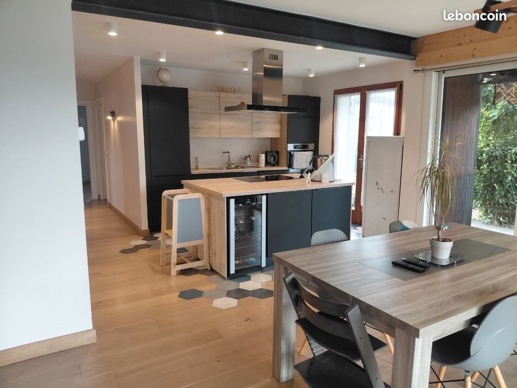 Maison à vendre, 126m², Thyez