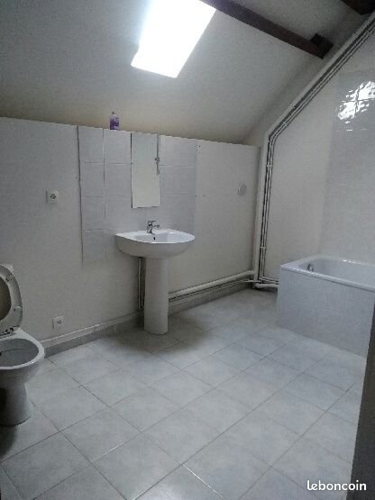 Maison à louer, 135m², Ouanne