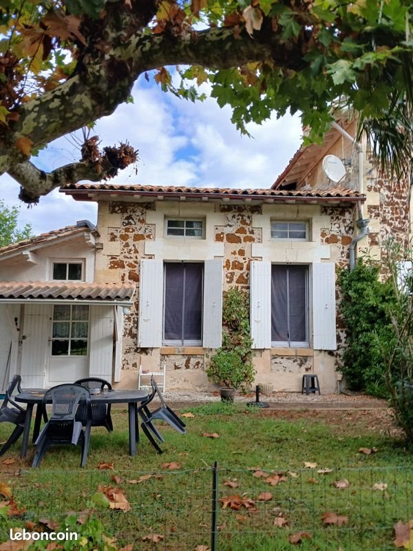 Maison à louer, 82m², Lugos