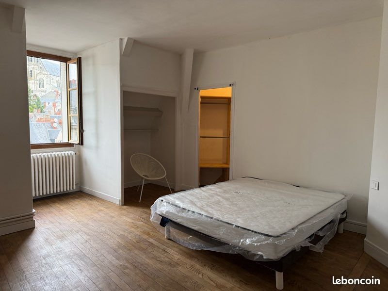 Appartement à louer, 69m², Blois
