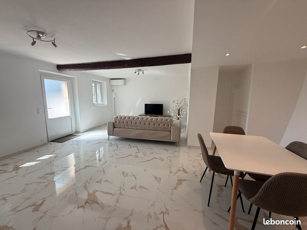 Appartement à louer, 58m², Grasse