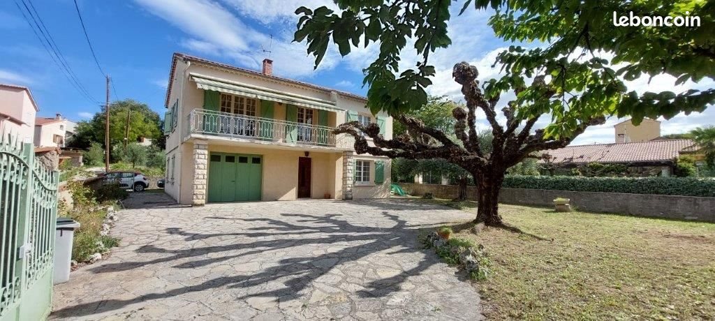 Maison à louer, 120m², Alès