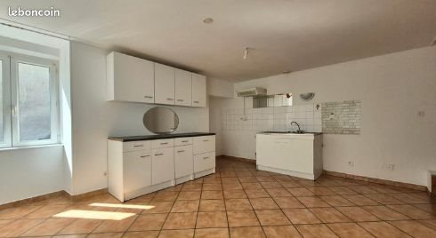 Appartement à louer, 55m², Pluvigner