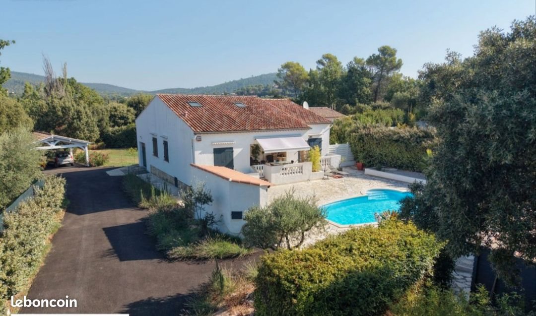 Maison à vendre, 1565m², Garéoult