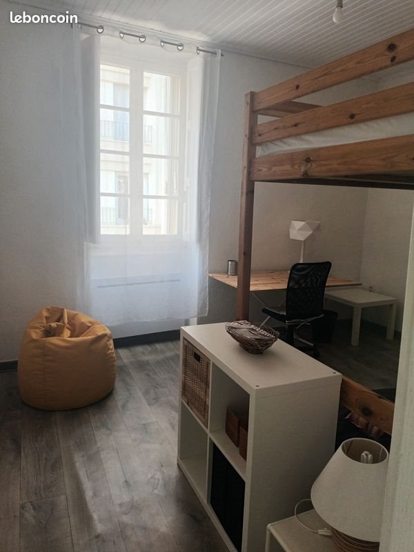 Appartement à louer, 23m², Nîmes