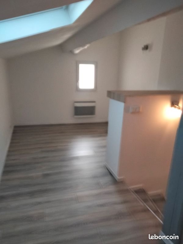 Appartement à louer, 55m², Vins-sur-Caramy