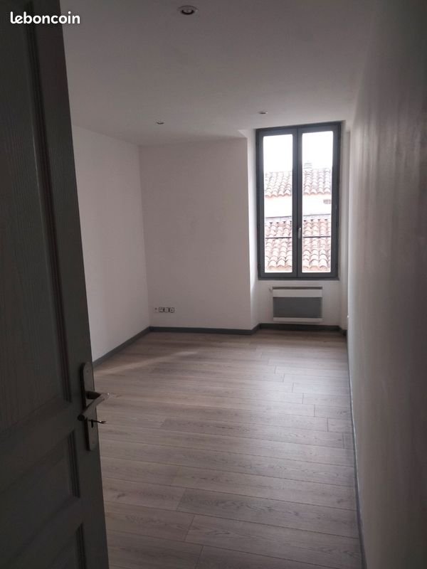 Appartement à louer, 55m², Vins-sur-Caramy