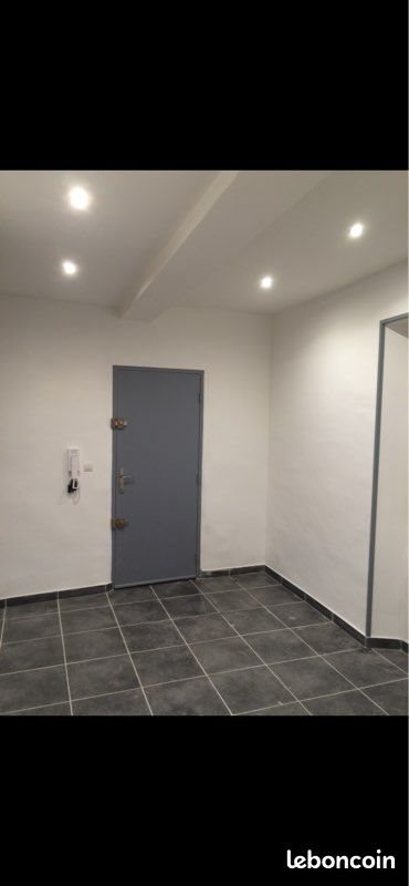 Appartement à louer, 25m², Marseille 11ème