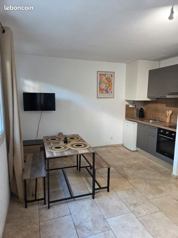 Appartement à louer, 21m², Saint-Mandrier-sur-Mer