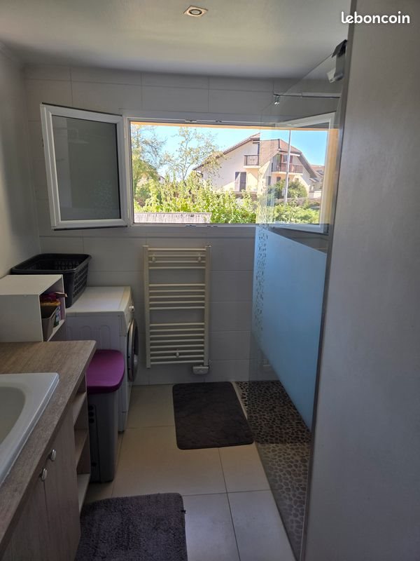Appartement à louer, 80m², Meythet