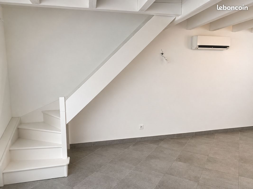 Appartement à louer, 70m², Chamaret