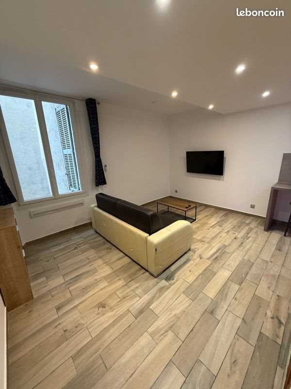 Appartement à louer, 26m², Toulon