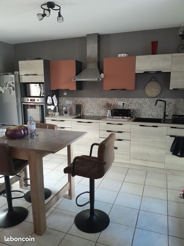 Maison à vendre, 75m², Saint-Léonard-de-Noblat