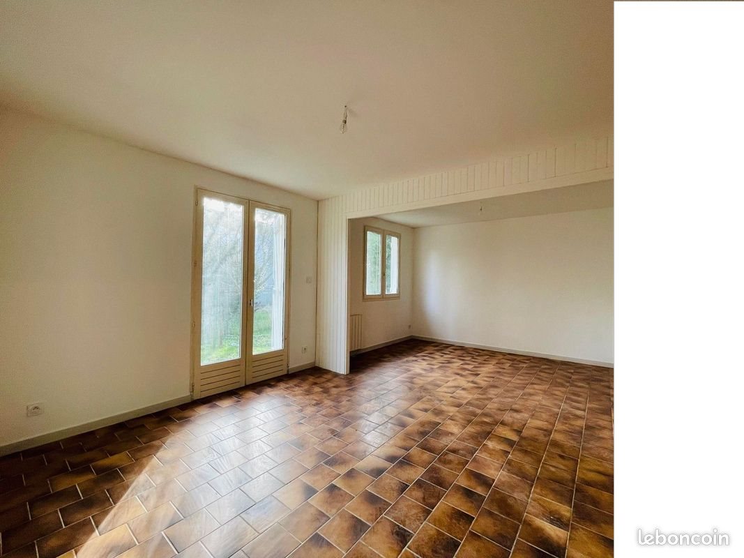Maison à louer, 115m², Creysse