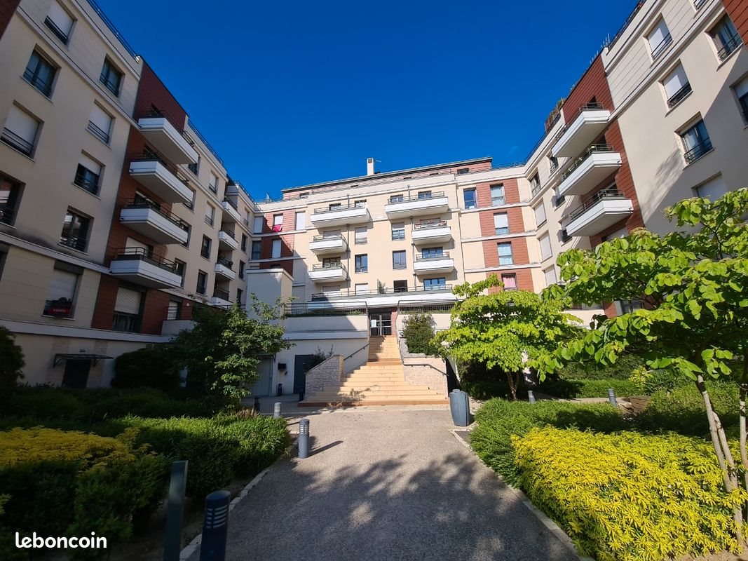 Appartement à louer, 76m², Colombes