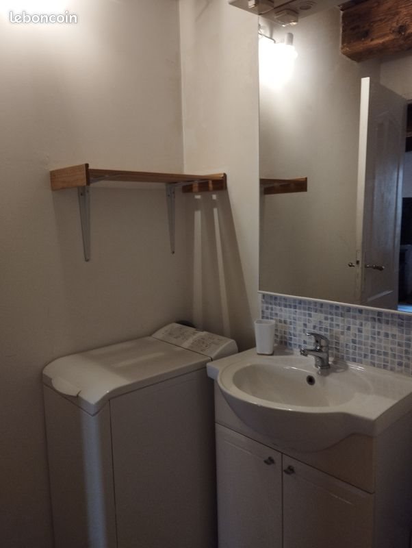 Appartement à louer, 30m², Méounes-lès-Montrieux