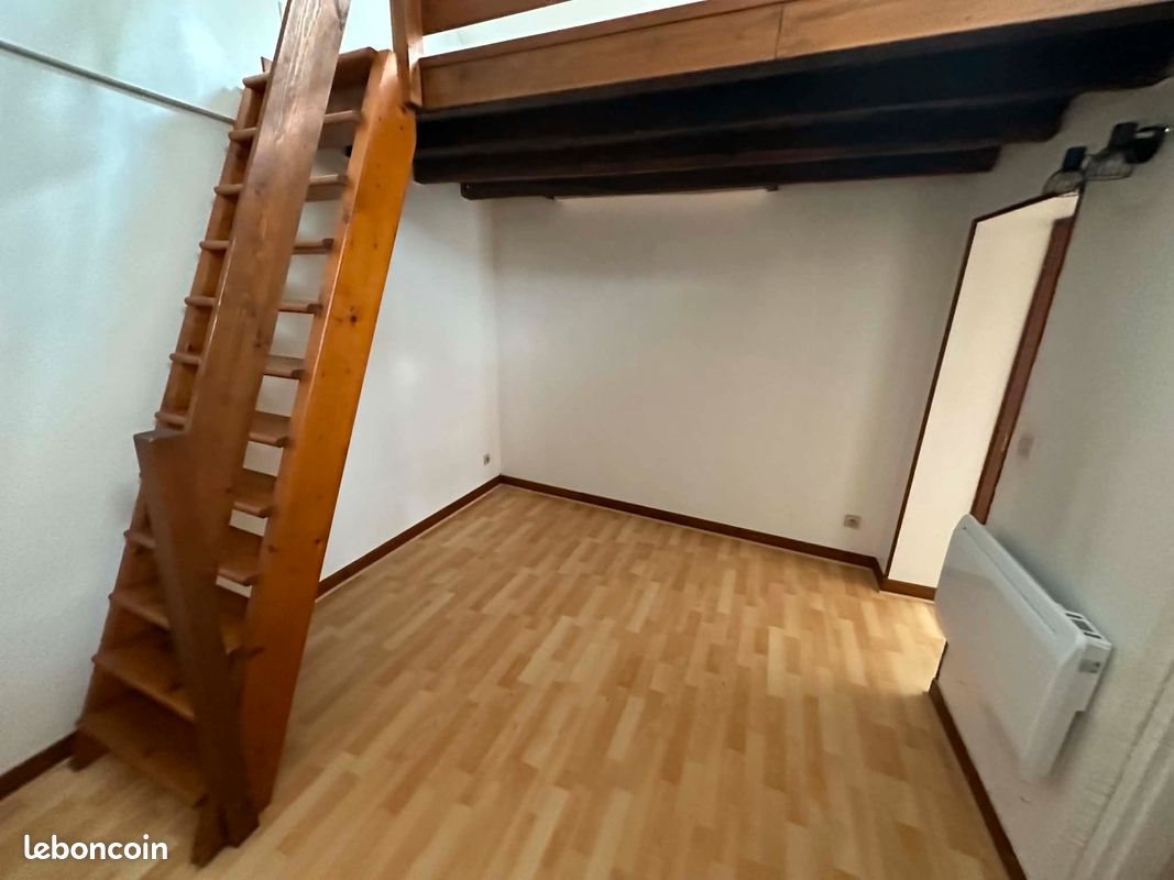 Appartement à louer, 35m², Laon