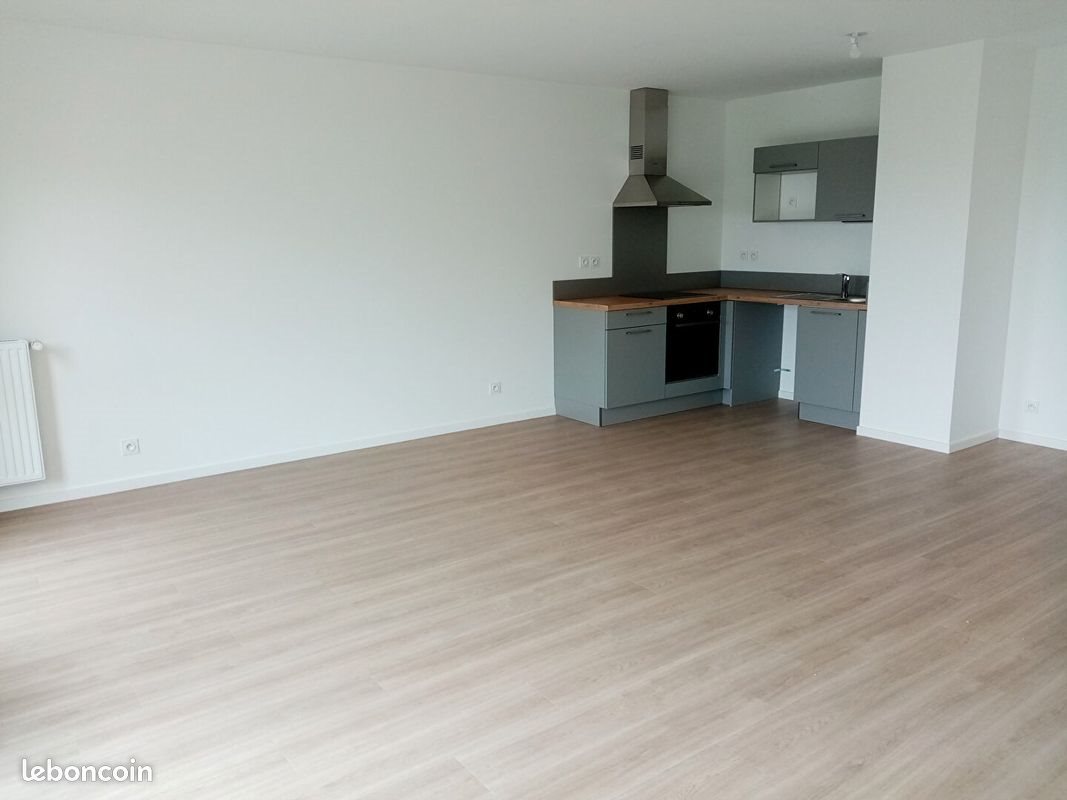 Appartement à louer, 69m², Claix