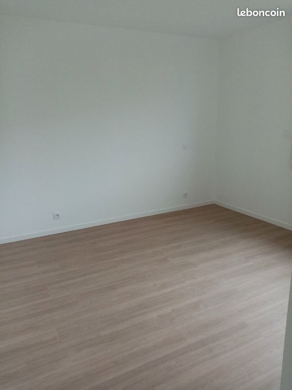 Appartement à louer, 69m², Claix