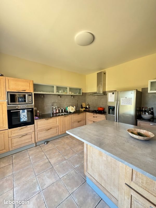 Maison à vendre, 185m², Saint-Yrieix-sur-Charente