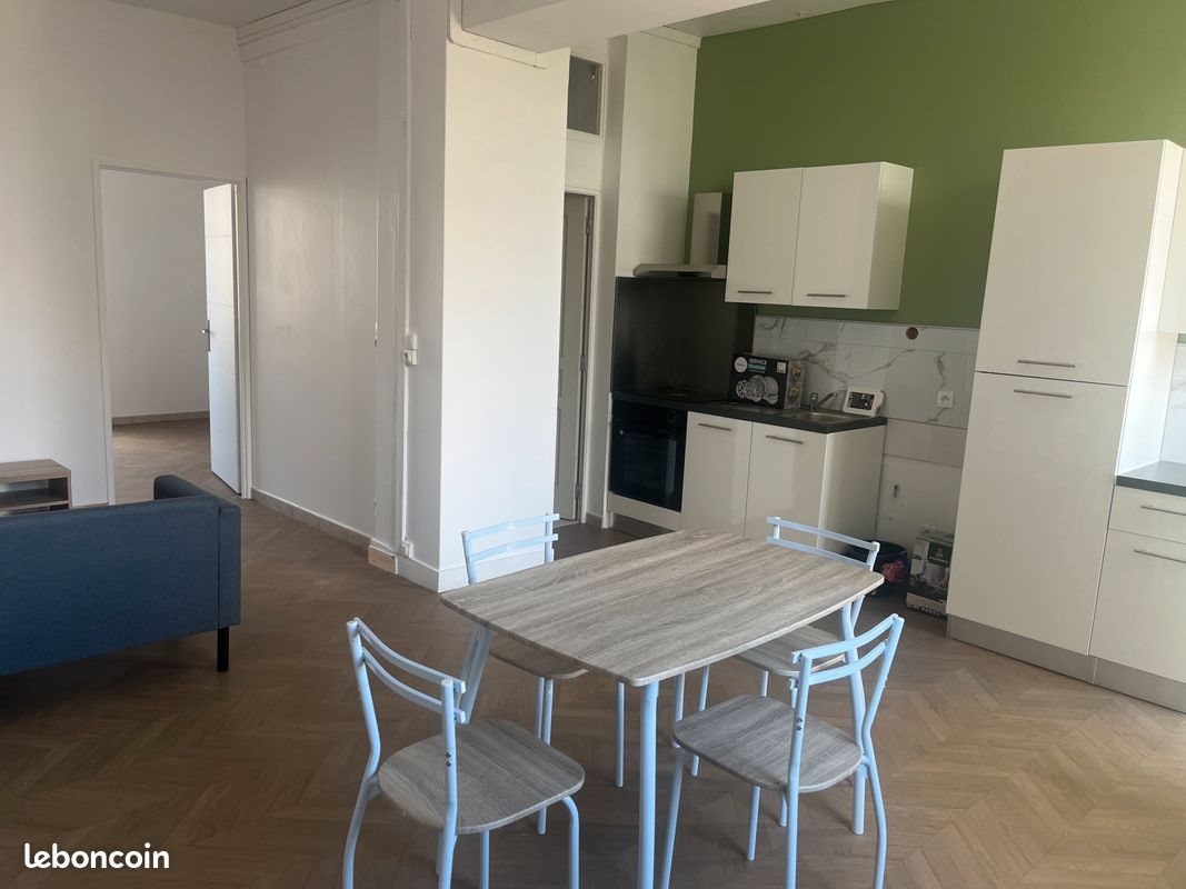 Appartement à louer, 45m², Montfort-le-Gesnois