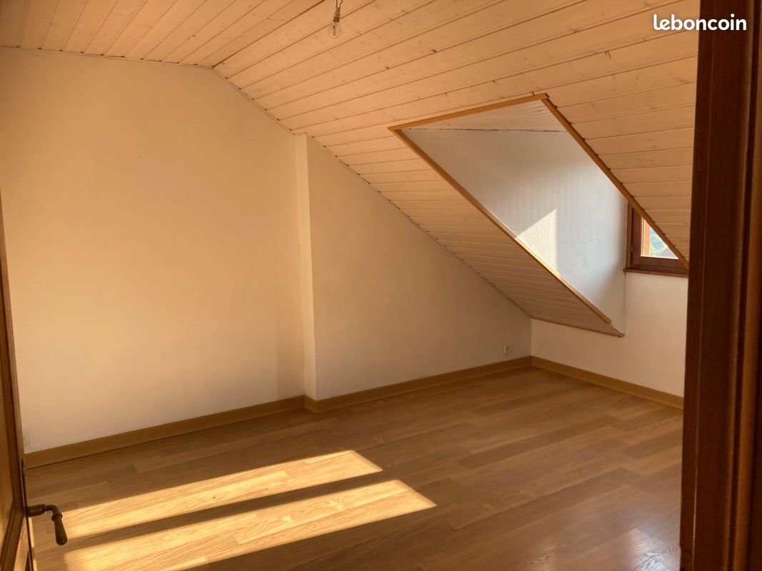 Appartement à louer, 85m², Contamine-Sarzin
