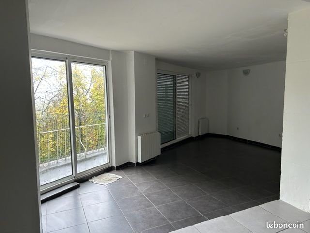Appartement à louer, 76m², Laon