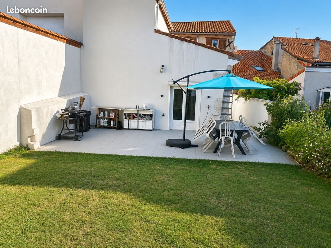 Appartement à louer, 45m², Buzet-sur-Baïse