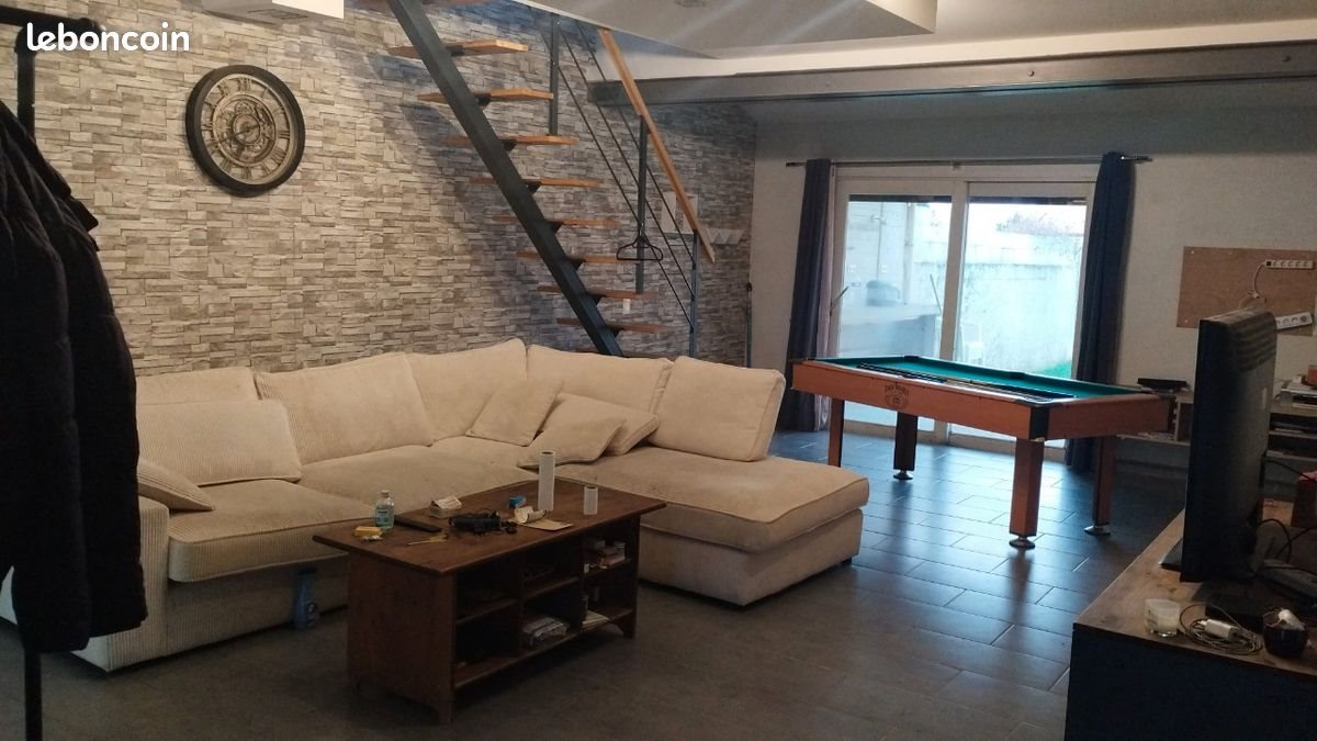 Maison à louer, 240m², Lassigny