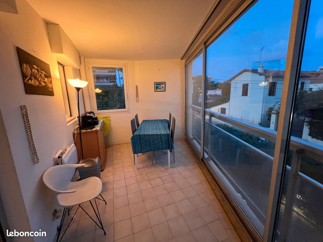 Appartement à louer, 28m², Cagnes-sur-Mer