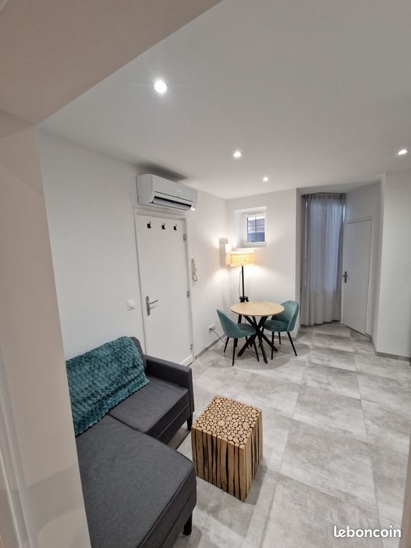 Appartement à louer, 25m², Sète