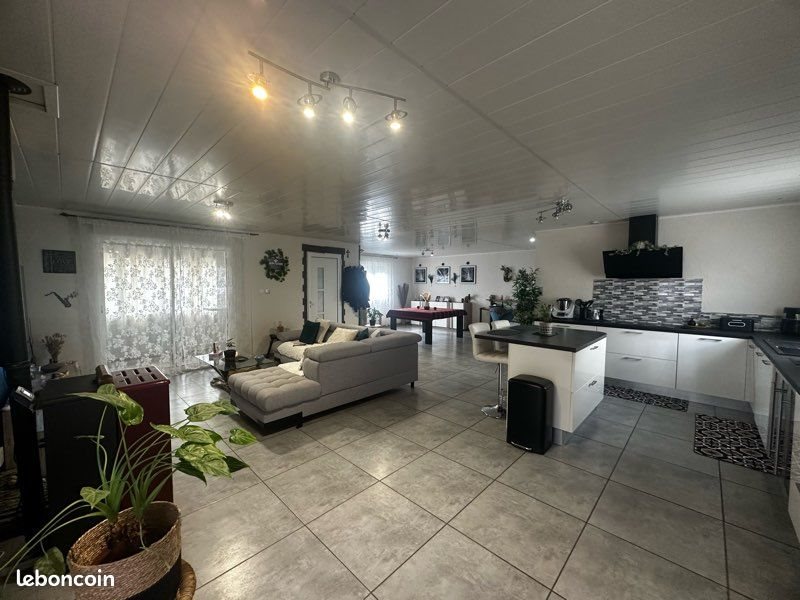 Maison à vendre, 100m², Chambaron sur Morge