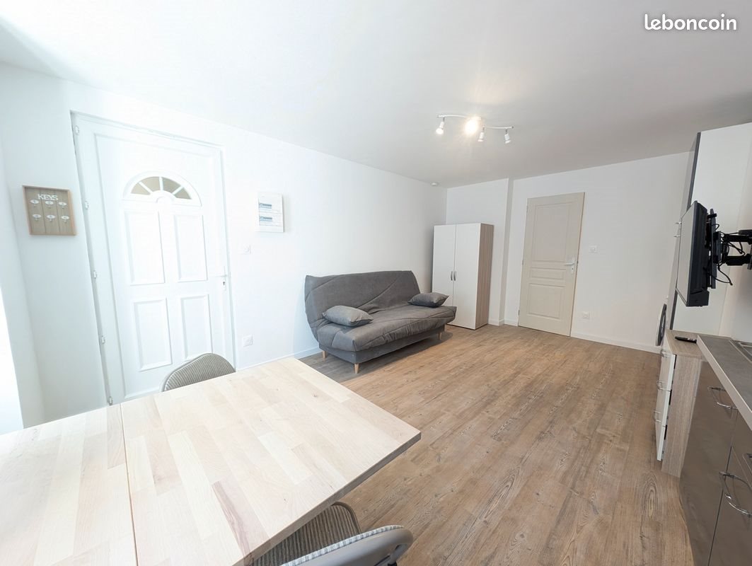 Appartement à louer, 18m², Poligny