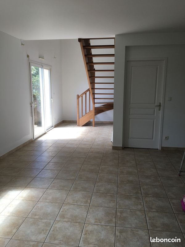 Maison à louer, 85m², Lisieux