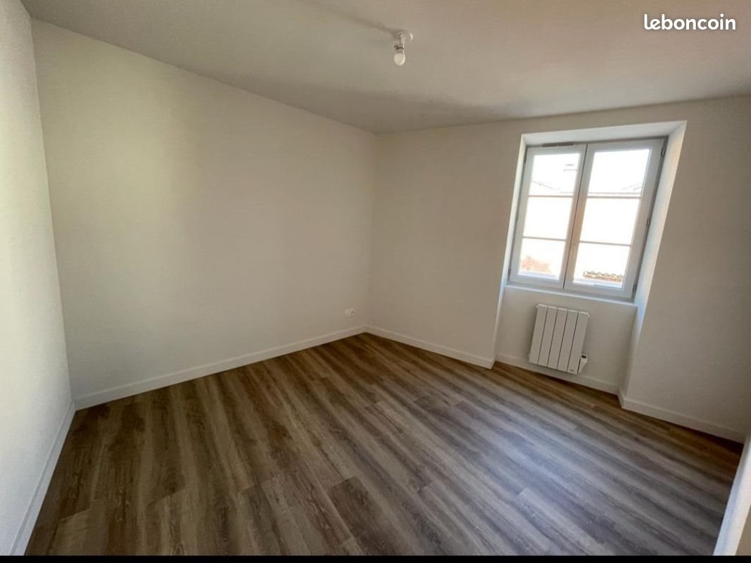 Appartement à louer, 80m², Thoissey
