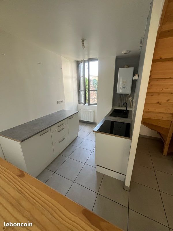 Maison à louer, 101m², Vierzon