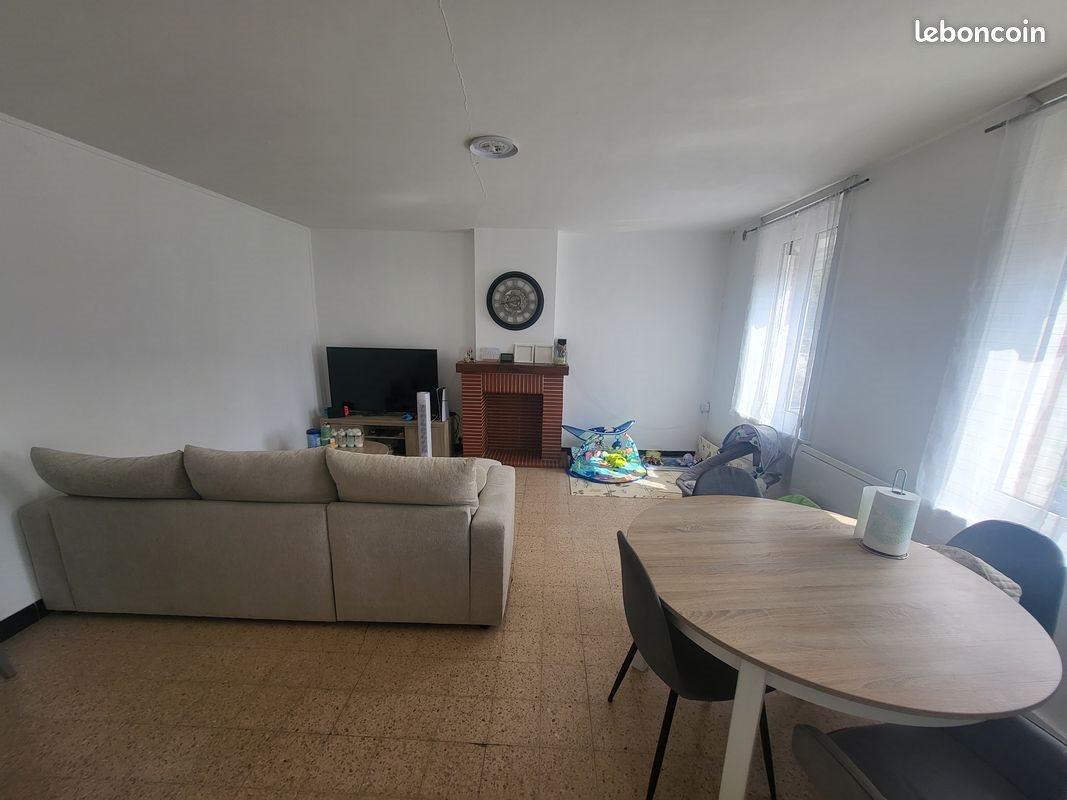 Maison à louer, 65m², Avesnes-les-Aubert