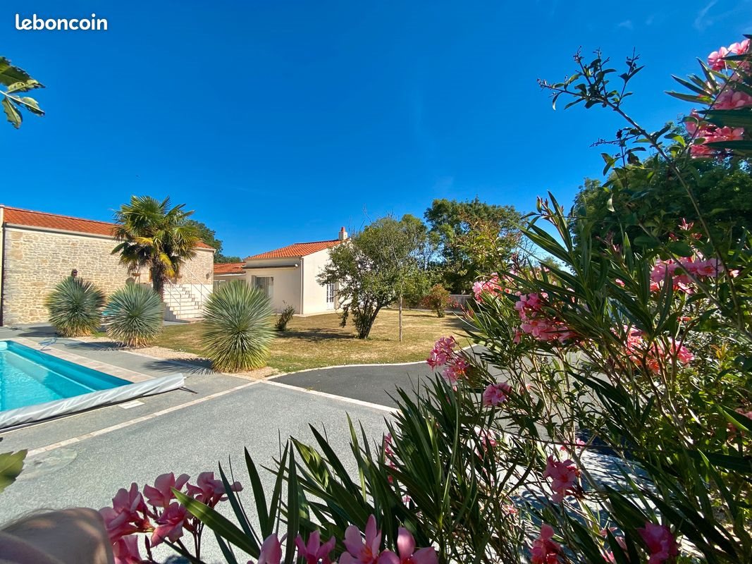 Maison à vendre, 160m², Saint-Denis-du-Payré