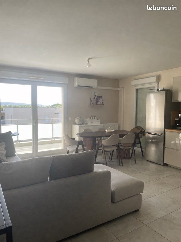 Appartement à louer, 74m², Gignac-la-Nerthe