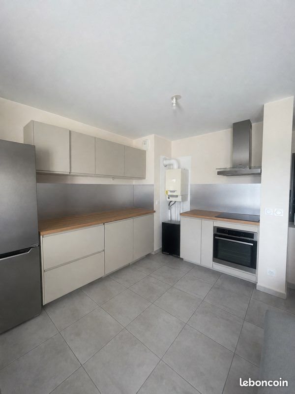 Appartement à louer, 74m², Gignac-la-Nerthe