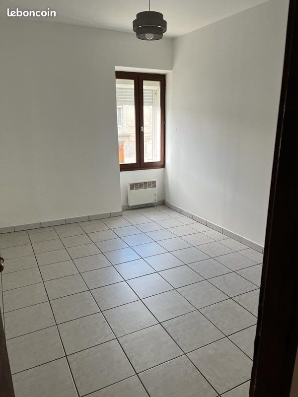 Appartement à louer, 65m², Ambarès-et-Lagrave