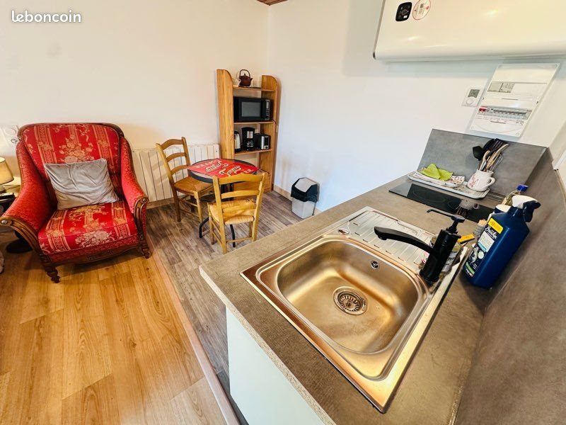 Appartement à louer, 22m², Plomodiern