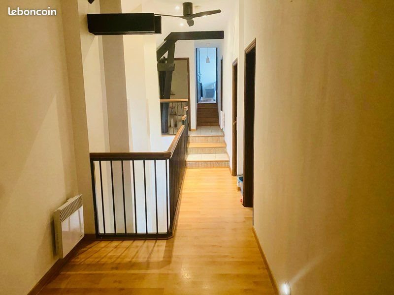 Appartement à louer, 130m², Roeux