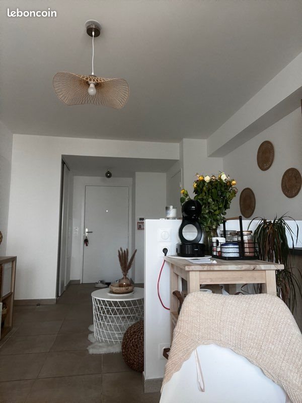 Appartement à louer, 25m², Miramas