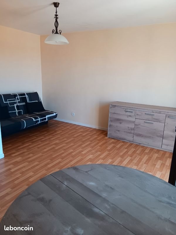 Appartement à louer, 39m², Parthenay