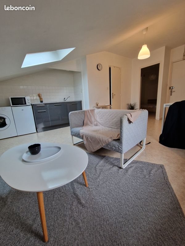 Appartement à louer, 30m², Aurillac